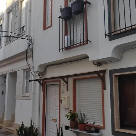 Casinha Papoilas 라고스