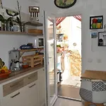Casinha Papoilas לאגוּ‏ש